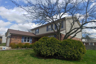 Example of an exterior home design in Chicago