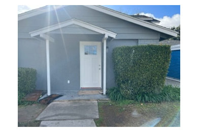 Garage - small modern garage idea in Los Angeles