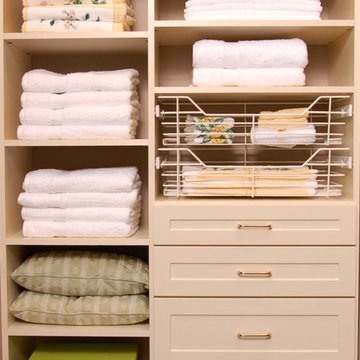 Saint Louis Closet Co. Linen Closets