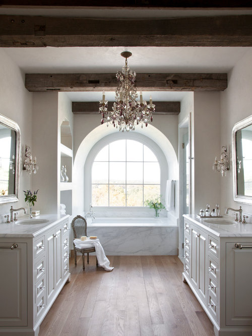 Mediterranean Bathroom Design Ideas, Remodels & Photos