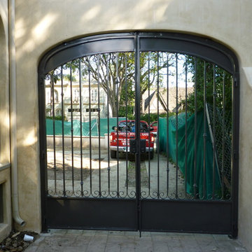 Metal driveway gates