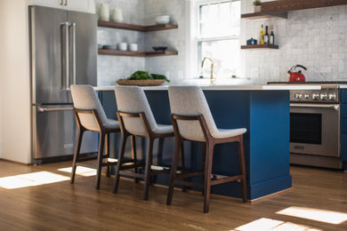 Inspiration for a transitional kitchen remodel in Raleigh