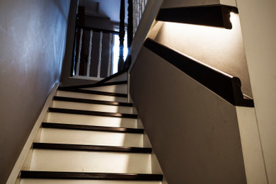 ロンドンにあるコンテンポラリースタイルのおしゃれな階段の写真