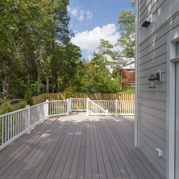Outdoor deck