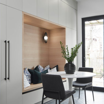 Wall niche seating area