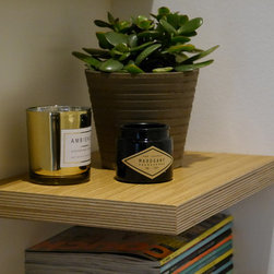 Regale und Ablagen - Display And Wall Shelves 