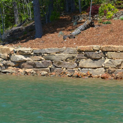 Retaining Wall Boulders - Landscaping Stones And Pavers