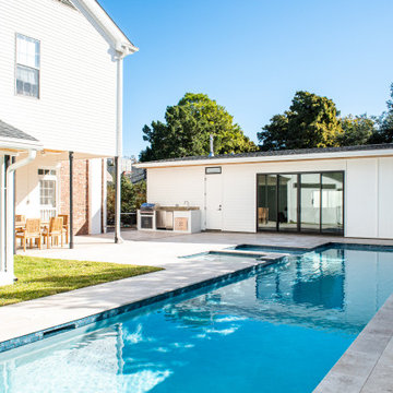 Side Courtyard Cabana