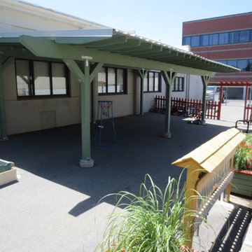 Outdoor shelter for four season play and learning