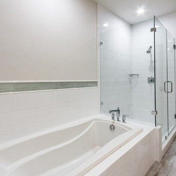 5-Star Oak Lawn Townhome Kitchen & Master Bath