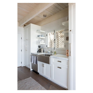 Malibu Beach Cottage - Beach Style - Kitchen - Los Angeles - by Jeffrey ...