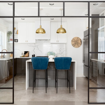 Modernized Colonial Apartment