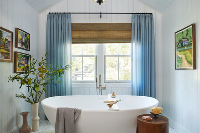 Inspiration for a cottage bathroom remodel in Baltimore
