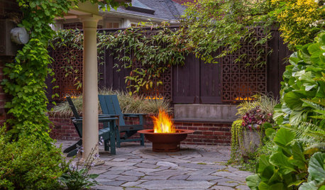 Yard of the Week: Lush Seattle Garden With a Cozy Fire Pit