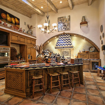 Spanish Hacienda, Tarzana