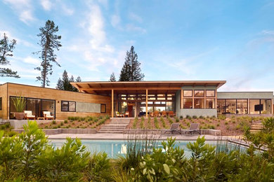 Inspiration for a contemporary pool remodel in San Francisco