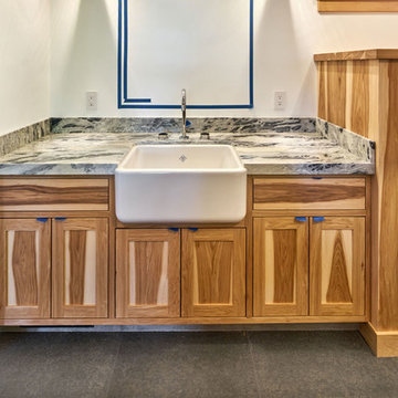 Bathroom with farmhouse sink