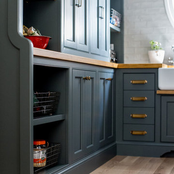 Pantry With Downpipe
