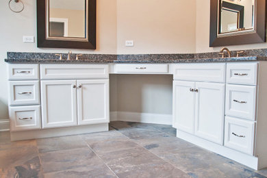 Example of a bathroom design in Raleigh