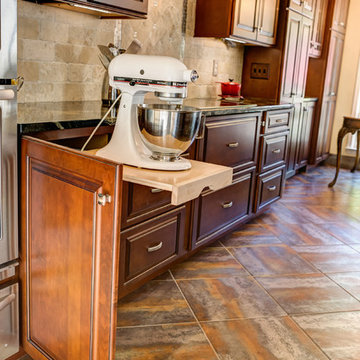 Traditional Maple Kitchen with Black Glaze