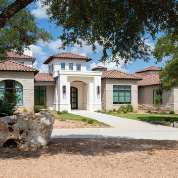 Settlers Court