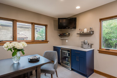 Example of an eclectic kitchen design in Milwaukee