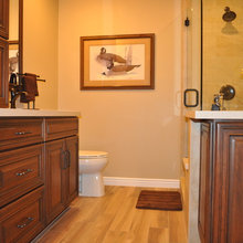 bathroom (master?)
