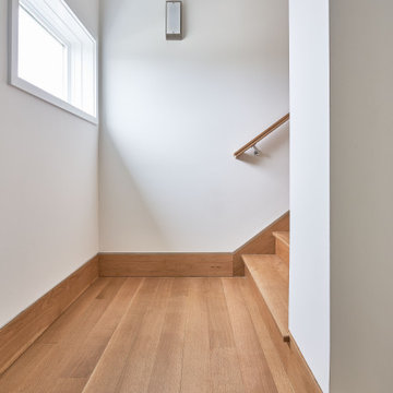 Boat House - Hallway Landing