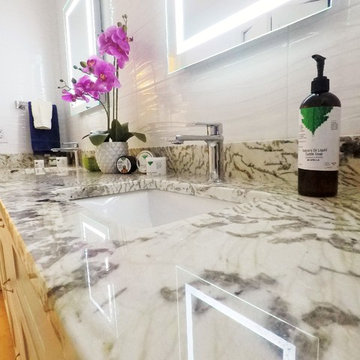 BARRIER-FREE MASTER BATHROOM