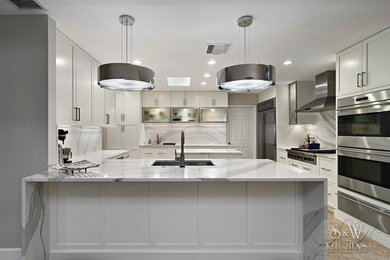 Inspiration for a kitchen remodel in Orlando