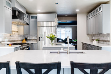 Kitchen - kitchen idea in Denver