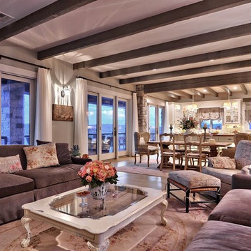 Romantic Hill Country Dream