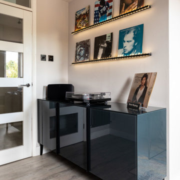Bright Home office in Oxfordshire
