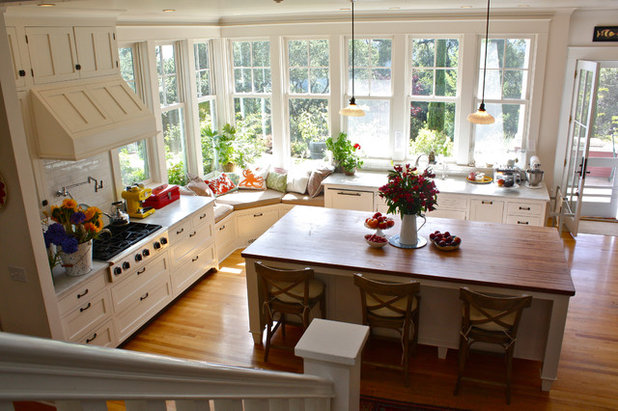 Traditional Kitchen by Shannon Malone