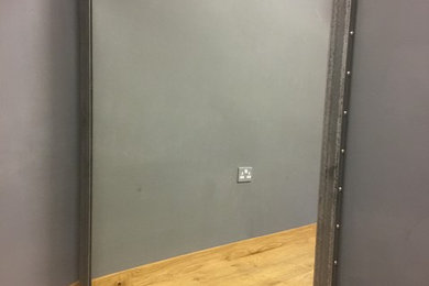 Photo of an industrial living room in Kent.