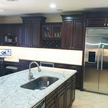Bar/Hutch