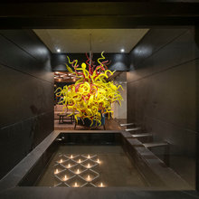 Houzz Tour: Drama & Luxury Exudes From Every Pore of This Apartment
