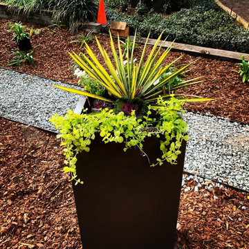 Atlantic Beach Pots