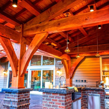 Outdoor Kitchen & Entertainment Patio