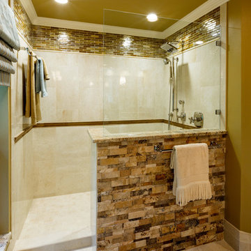 Spacious Traditional Master Bath