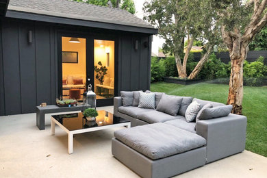 Trendy home design photo in Los Angeles
