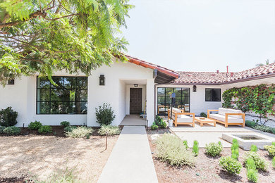 Inspiration for a mediterranean exterior home remodel in Los Angeles