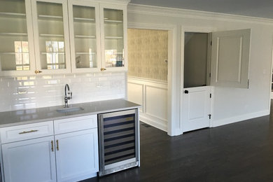 Inspiration for a country kitchen remodel in Chicago