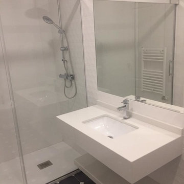 CUARTO DE BAÑO DE UNO DE LOS APARTAMENTOS