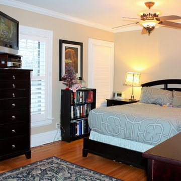 Historic Pullman Row House Bedroom