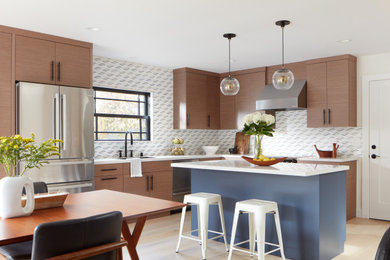 Example of a trendy kitchen design in San Francisco