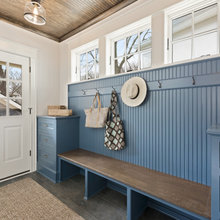Lake House: Interior
