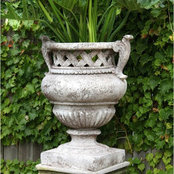Garden FS32027 Weave Top Urn Planter - Outdoor Pots And Planters