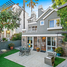 BEACH BUNGALOWS