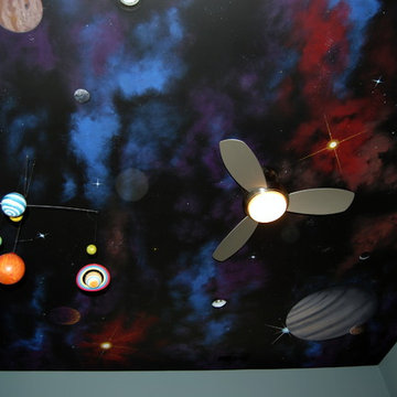 Space Night Sky Ceiling Mural in a kids bedroom by Tom Taylor of MuralArt.com